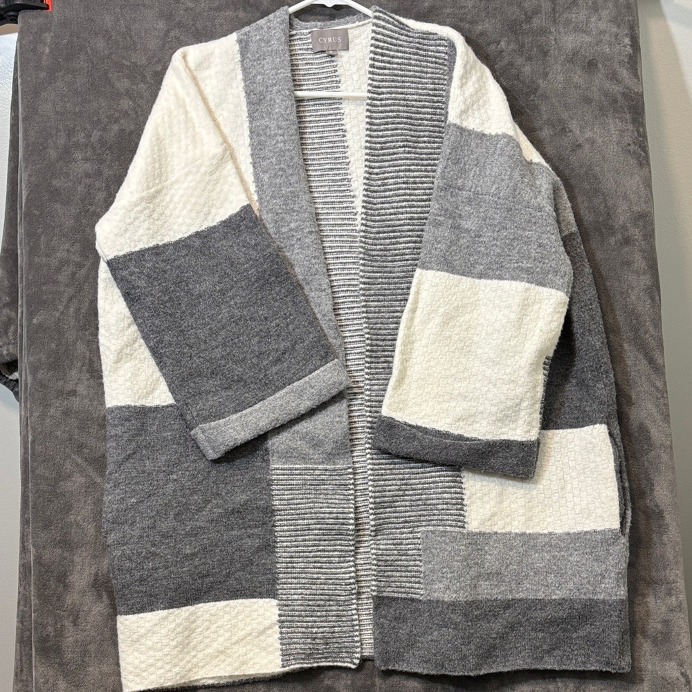 Cyrus colorblock open-front cardigan sweater XL